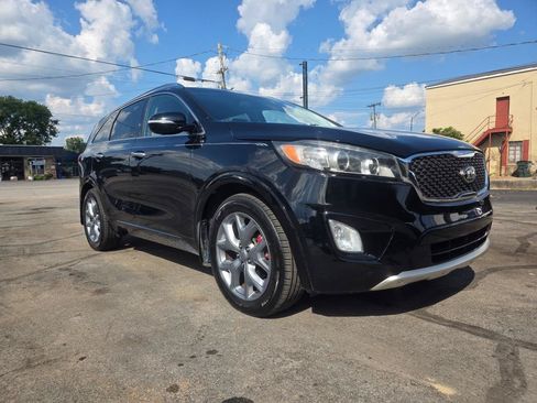 Used 2016 Kia Sorento SX FWD image 2
