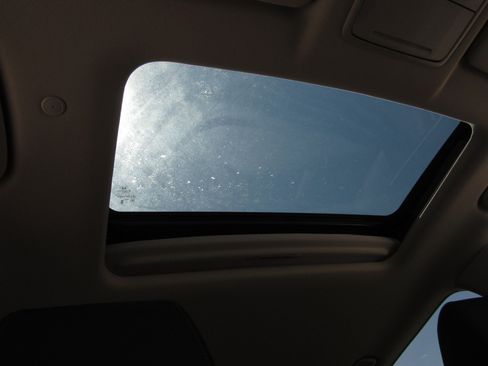Certified 2025 Honda CR-V EX image 8