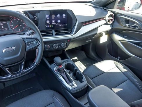 New 2026 Chevrolet Trax RS FWD image 17