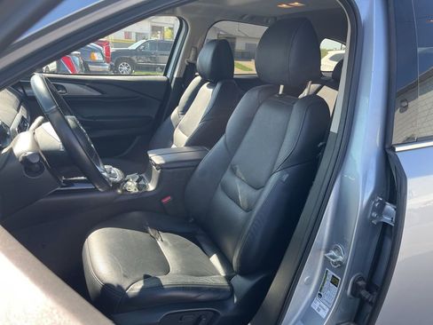Used 2023 MAZDA CX-9 Touring image 18