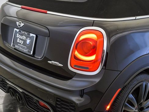Used 2018 MINI Cooper John Cooper Works image 15