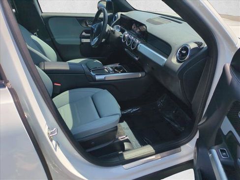 Certified 2026 Mercedes-Benz GLB 250 image 22