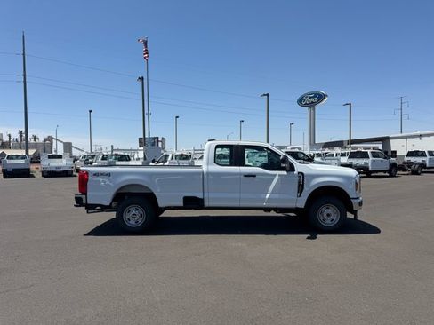 New 2026 Ford F250 XL w/ XL Chrome Package AWD/4WD image 2