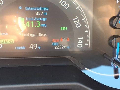 Used 2024 Toyota RAV4 XLE Premium image 22