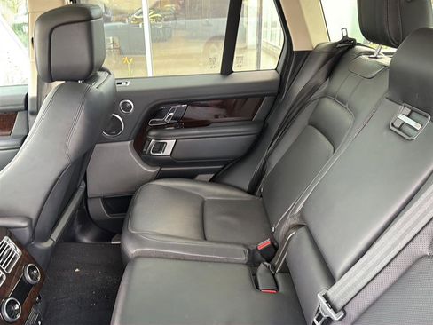 Used 2020 Land Rover Range Rover HSE image 13