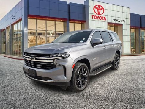 Used 2021 Chevrolet Tahoe LT w/ LT Signature Package RWD image 2