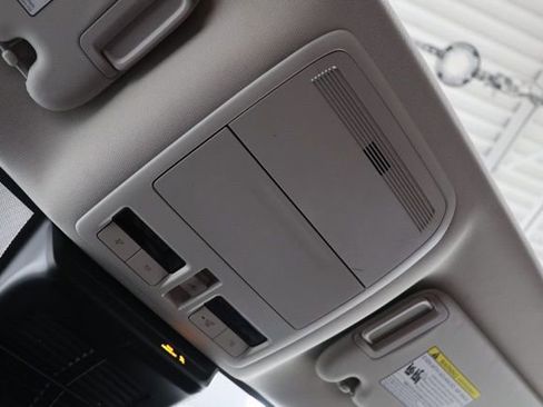 Used 2025 MAZDA CX-50 AWD 2.5 Hybrid w/ Premium Pkg image 28