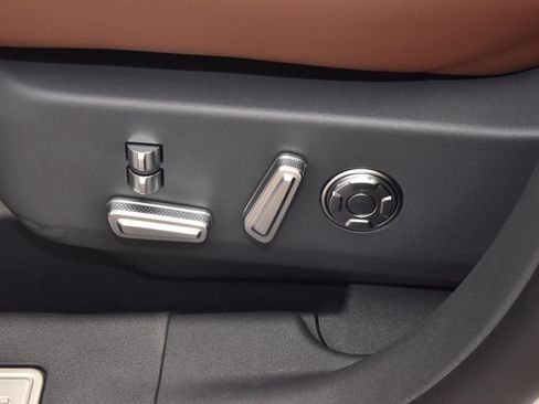 New 2026 Lincoln Nautilus Reserve AWD/4WD image 61