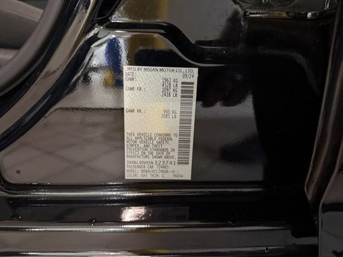 Used 2025 Nissan Altima 2.5 SV FWD image 19