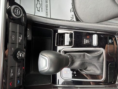 Used 2025 Jeep Compass Latitude image 23