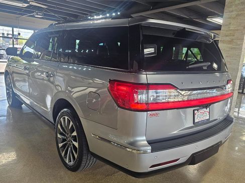 Used 2021 Lincoln Navigator L Reserve w/ Luxury Package image 5