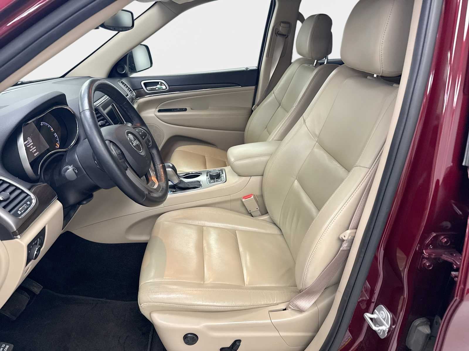 Used 2018 Jeep Grand Cherokee Limited AWD/4WD image 13
