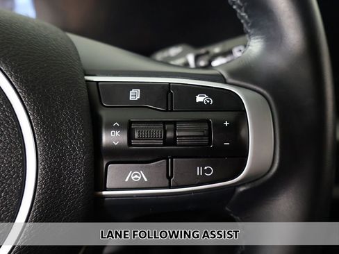 Certified 2023 Kia Sportage EX FWD image 4