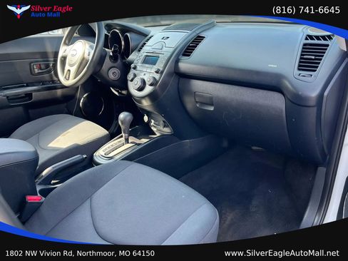 Used 2010 Kia Soul + w/ Audio Pkg FWD image 7