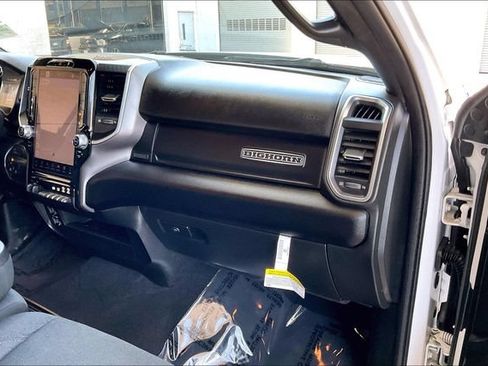 Used 2026 RAM 2500 Big Horn AWD/4WD image 16