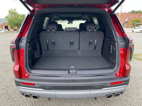 New 2026 Chevrolet Traverse LT w/ Sun and Wheel Package image 19