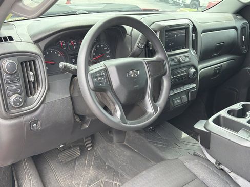 Used 2023 Chevrolet Silverado 1500 Custom Trail Boss AWD/4WD image 12