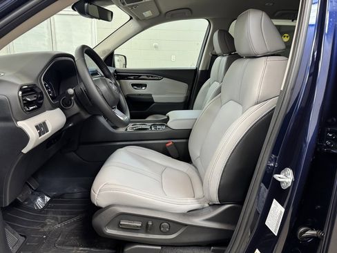 New 2025 Honda Pilot EX-L image 12