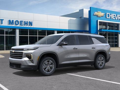 New 2026 Chevrolet Traverse LT image 2