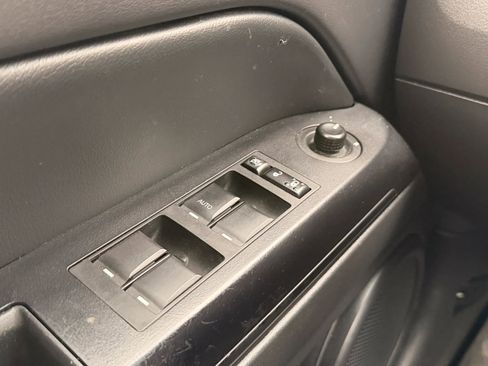 Used 2016 Jeep Compass Sport w/ Power Value Group FWD image 32