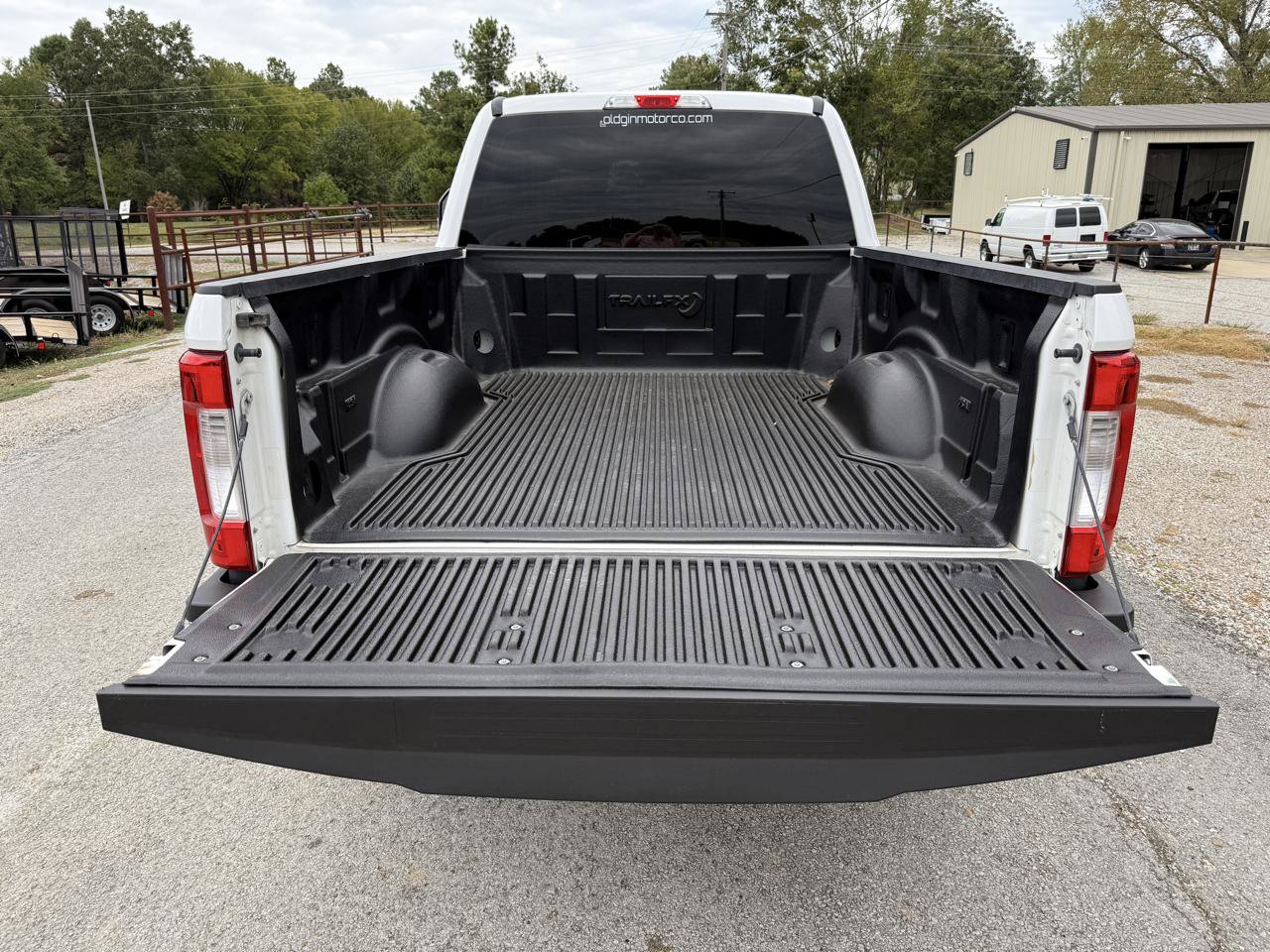 Used 2019 Ford F250 XLT w/ Snow Plow Prep Package AWD/4WD image 5