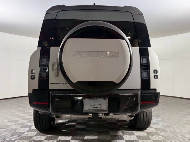 New 2026 Land Rover Defender 130 X-Dynamic SE AWD/4WD image 7
