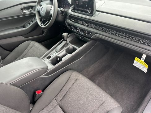 Used 2024 Honda Accord EX image 16