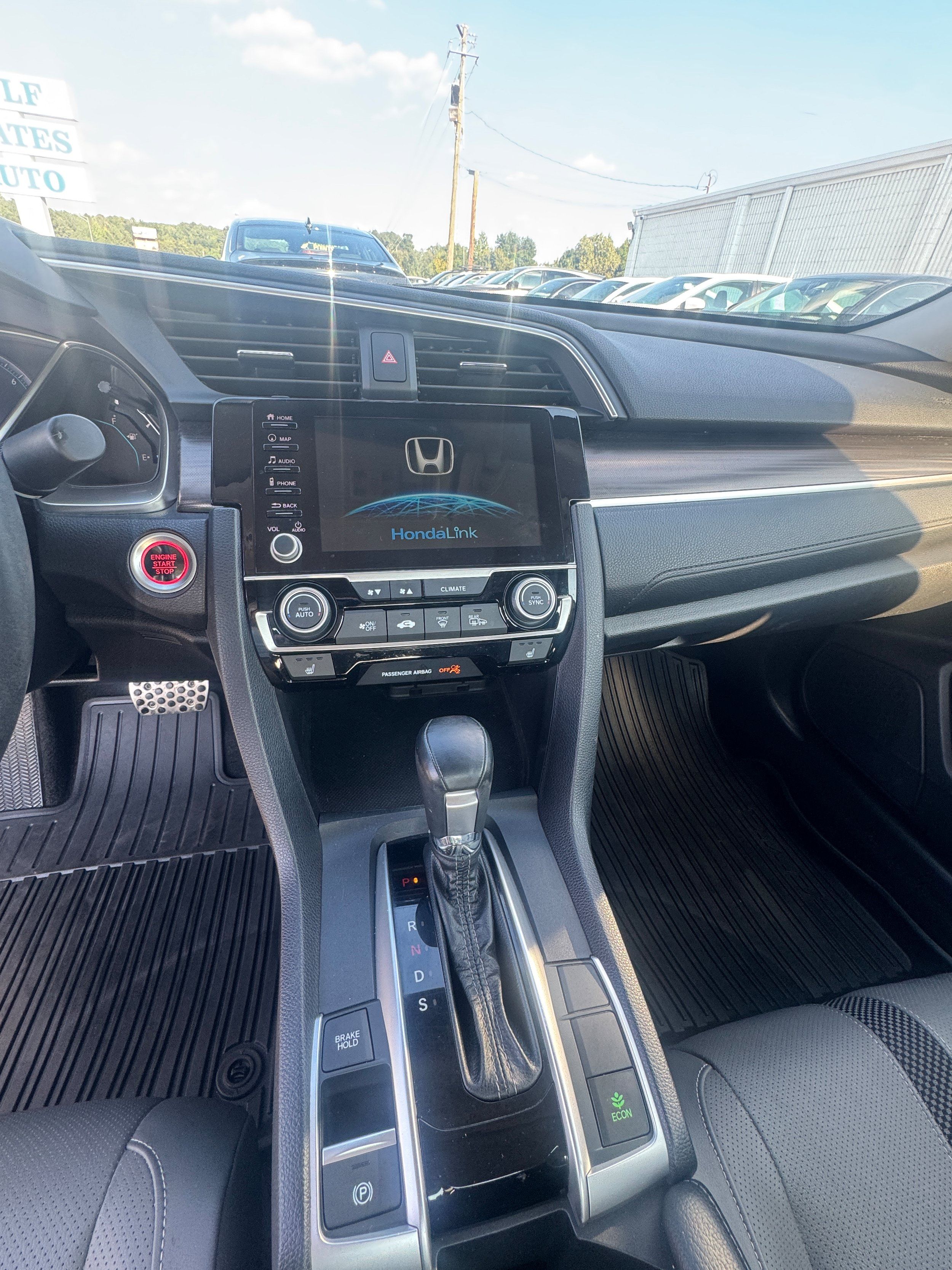 Used 2019 Honda Civic Touring image 9