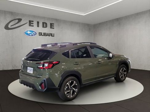 Used 2026 Subaru Crosstrek 2.0i Premium AWD/4WD image 11
