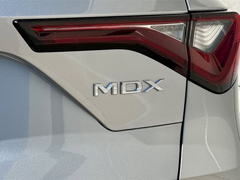 Certified 2025 Acura MDX w/ Technology Package image 29