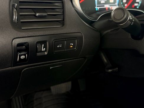 Used 2019 Chevrolet Impala Premier FWD image 37