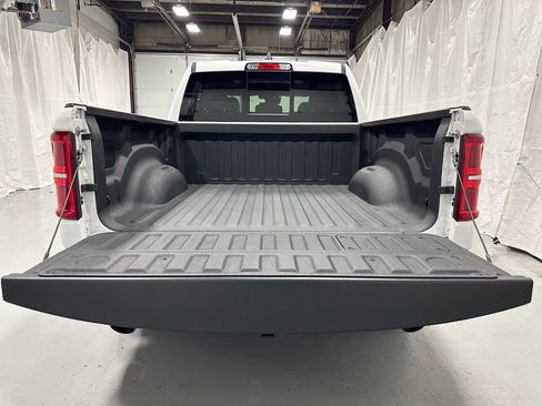 Used 2026 RAM 1500 Limited AWD/4WD image 46