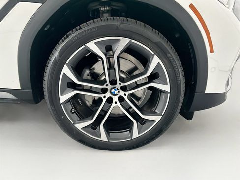 Used 2022 BMW X6 xDrive40i w/ Luxury Seating Package AWD/4WD image 31