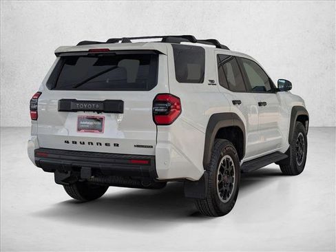 Used 2025 Toyota 4Runner 4WD image 5