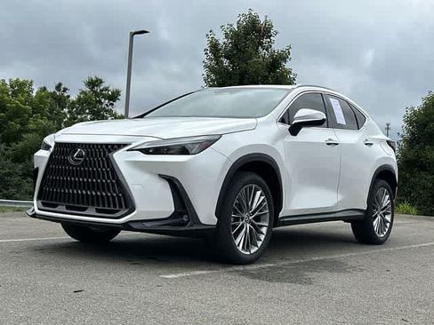 Used 2022 Lexus NX 350h AWD image 21