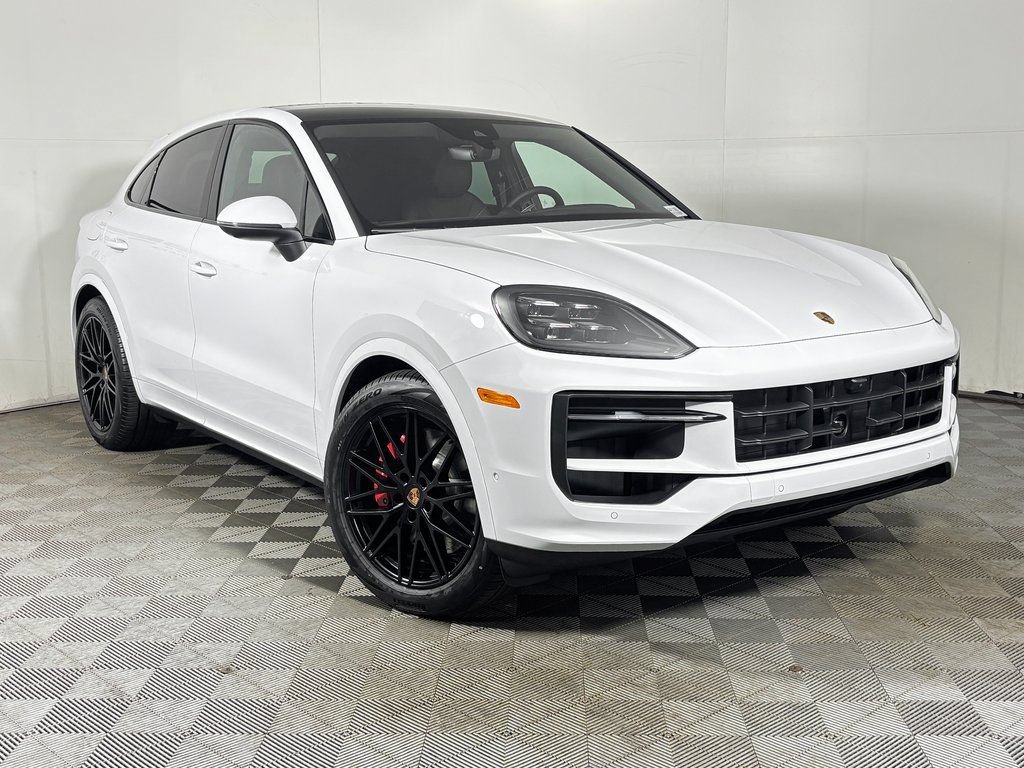 Certified 2026 Porsche Cayenne S AWD/4WD image 9