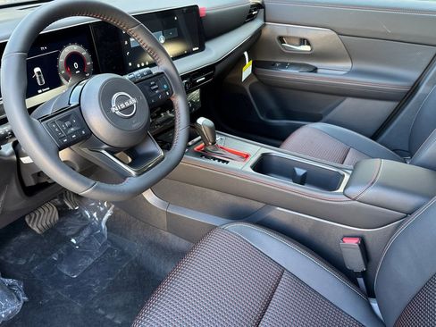 New 2026 Nissan Kicks SR w/ SR Premium Package image 7