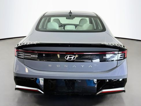 Certified 2025 Hyundai Sonata SEL FWD image 6