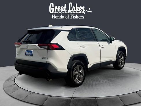 Used 2025 Toyota RAV4 XLE AWD/4WD image 5