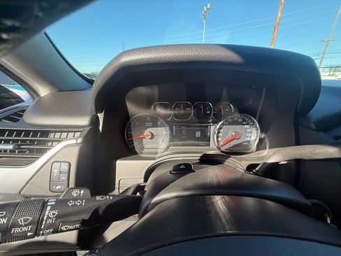 Used 2019 Chevrolet Tahoe LT image 17