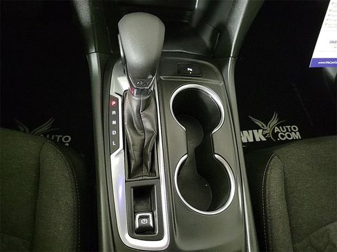 Used 2022 Chevrolet Equinox LT image 18