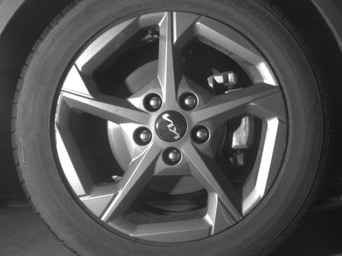 Used 2025 Kia K4 LXS image 13