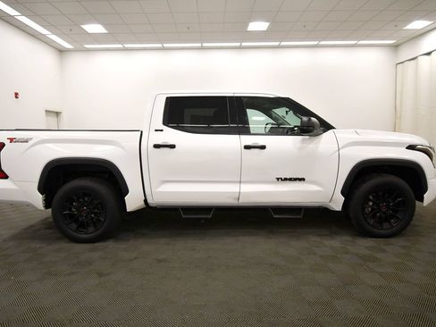 Used 2023 Toyota Tundra SR5 AWD/4WD image 9