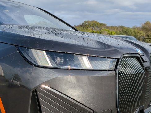 New 2026 BMW iX xDrive45 w/ Premium Package image 5