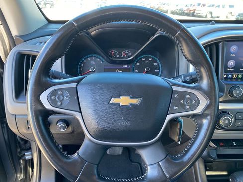 Used 2020 Chevrolet Colorado LT image 15
