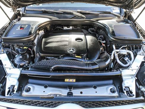 Certified 2022 Mercedes-Benz GLC 300 image 29