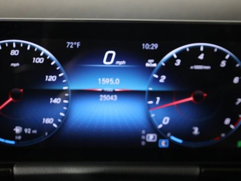 Certified 2023 Mercedes-Benz GLA 250 4MATIC w/ Premium Package image 17