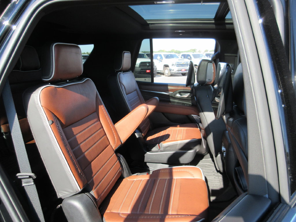 Certified 2024 GMC Yukon Denali Ultimate AWD/4WD image 29