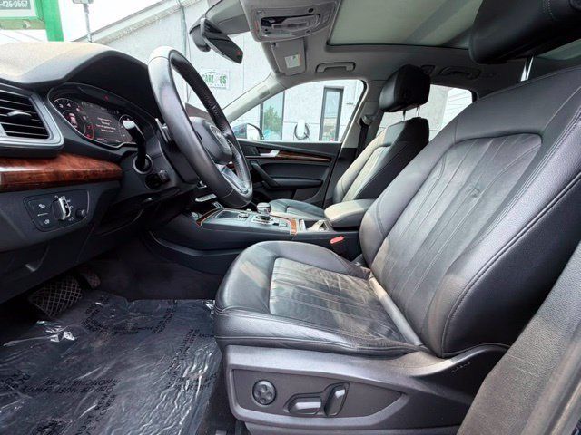 Used 2018 Audi Q5 2.0T Premium Plus w/ Premium Plus Package AWD/4WD image 14