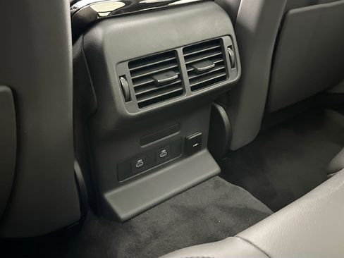 Used 2026 Land Rover Range Rover Velar S image 24